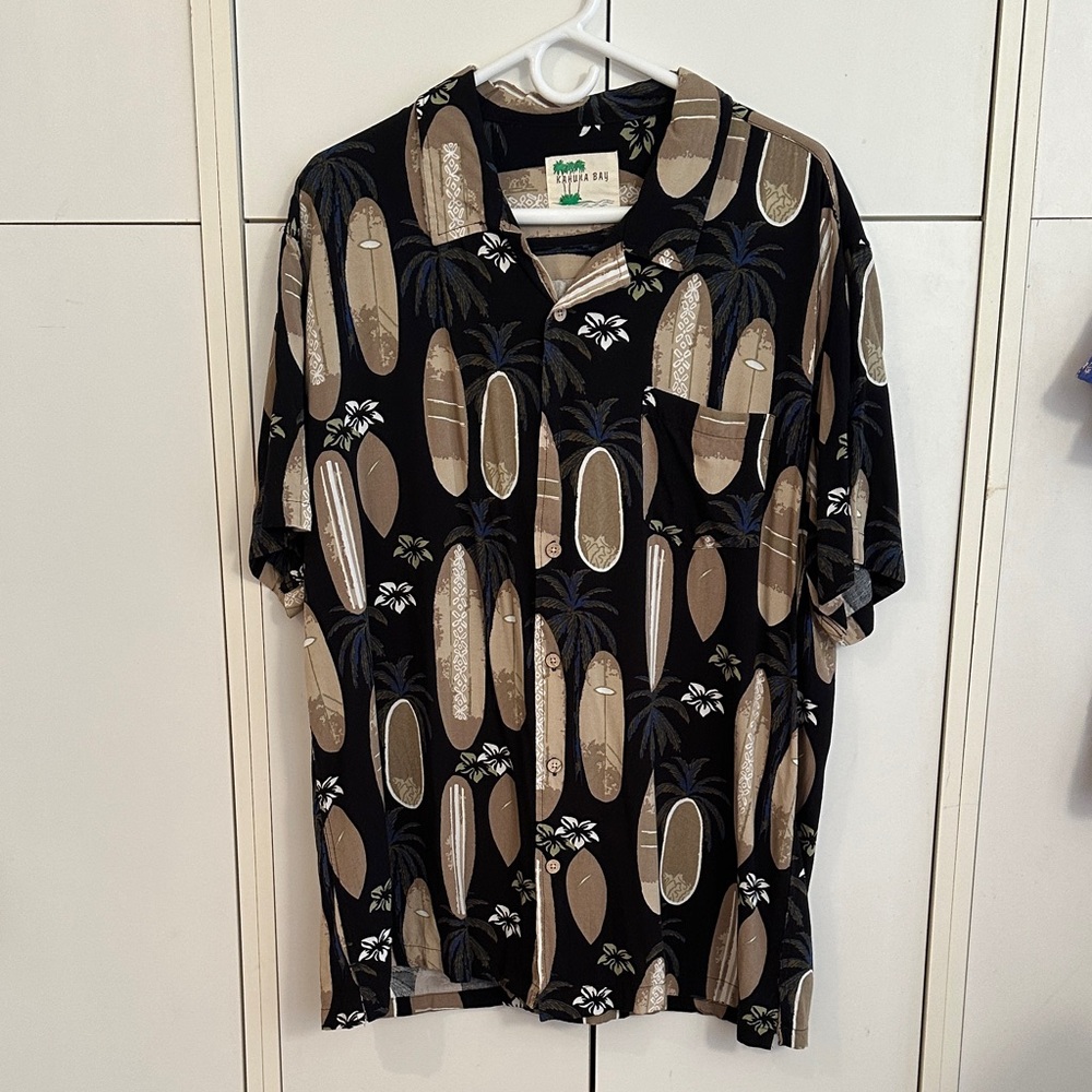 Kahuna Bay Black and Brown Surfboard Print Shirt. XXL